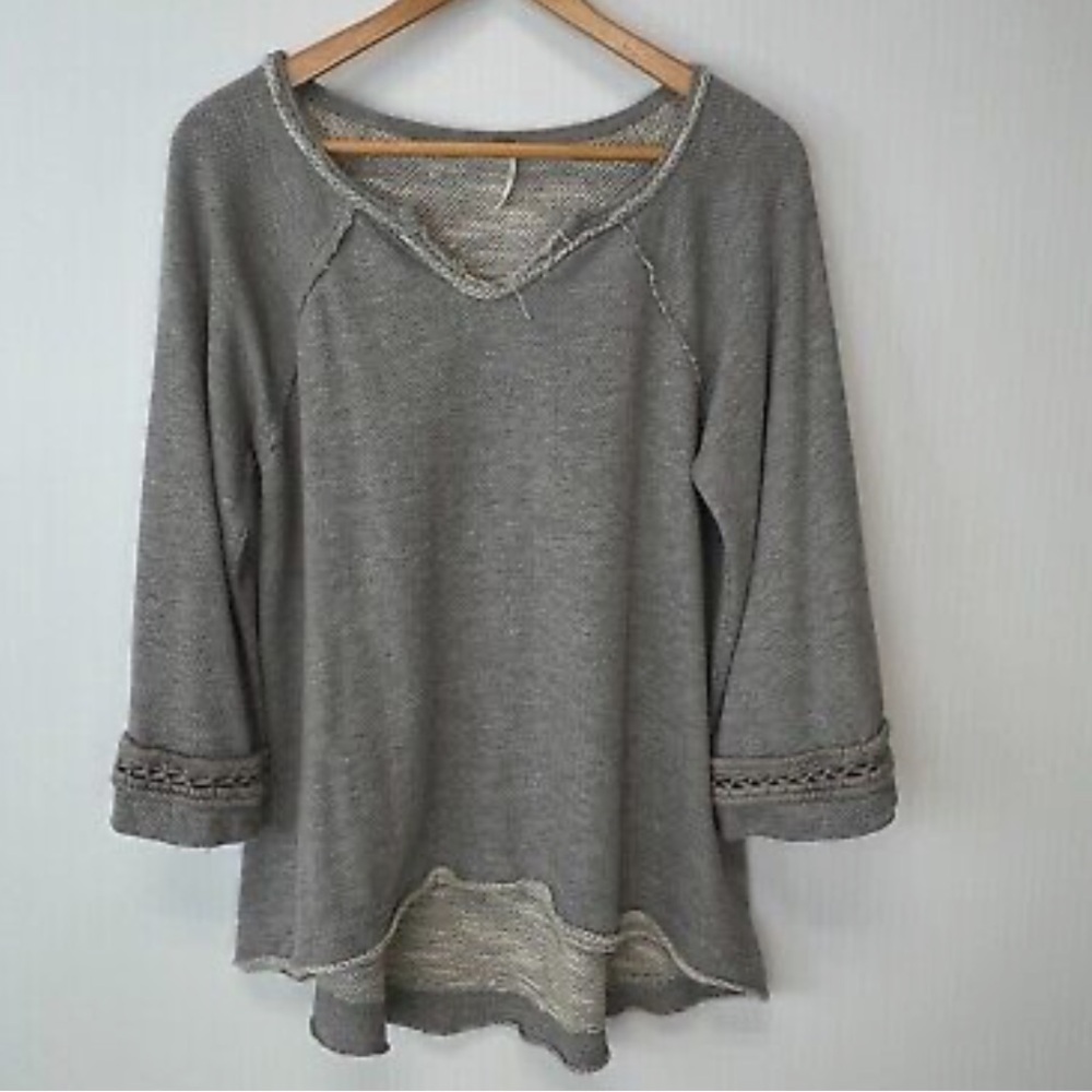 Free people sweater women’s small boho raglan 3/4 sleeve raw high hem grey
